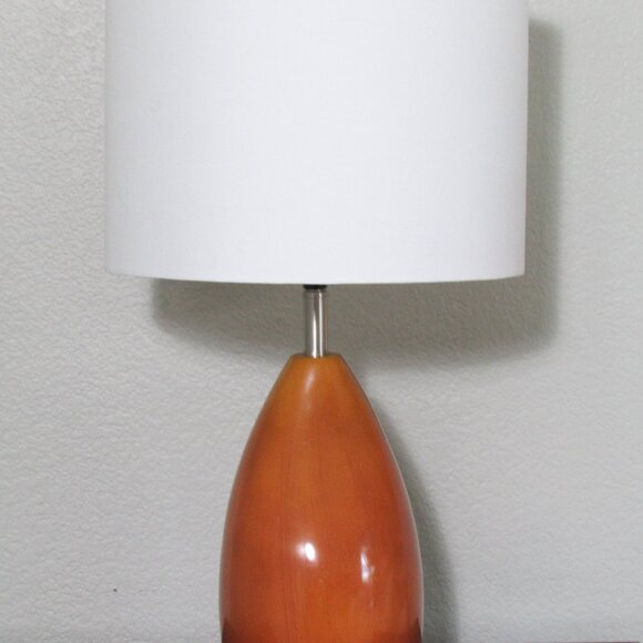 Mid Century Modern Bean Shaped Base Wood Tone Lamp - Picture 2 of 8